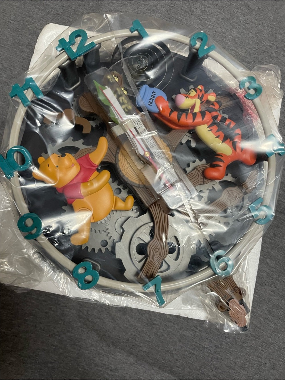 Vintage Disney Winnie the Pooh Animated Musical Wall Clock NIB Sealed
